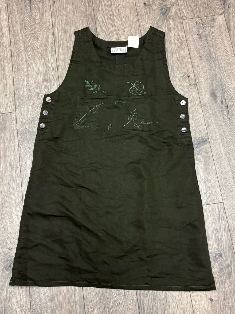 Green vintage embroidered leaf print small sleeveless overall style dress